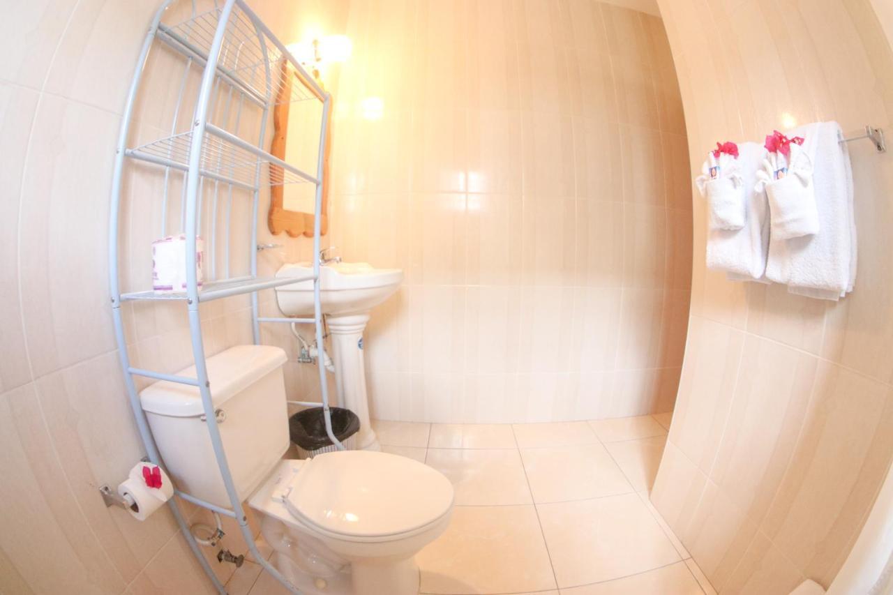 Van Villa Guesthouse Negril Zewnętrze zdjęcie
