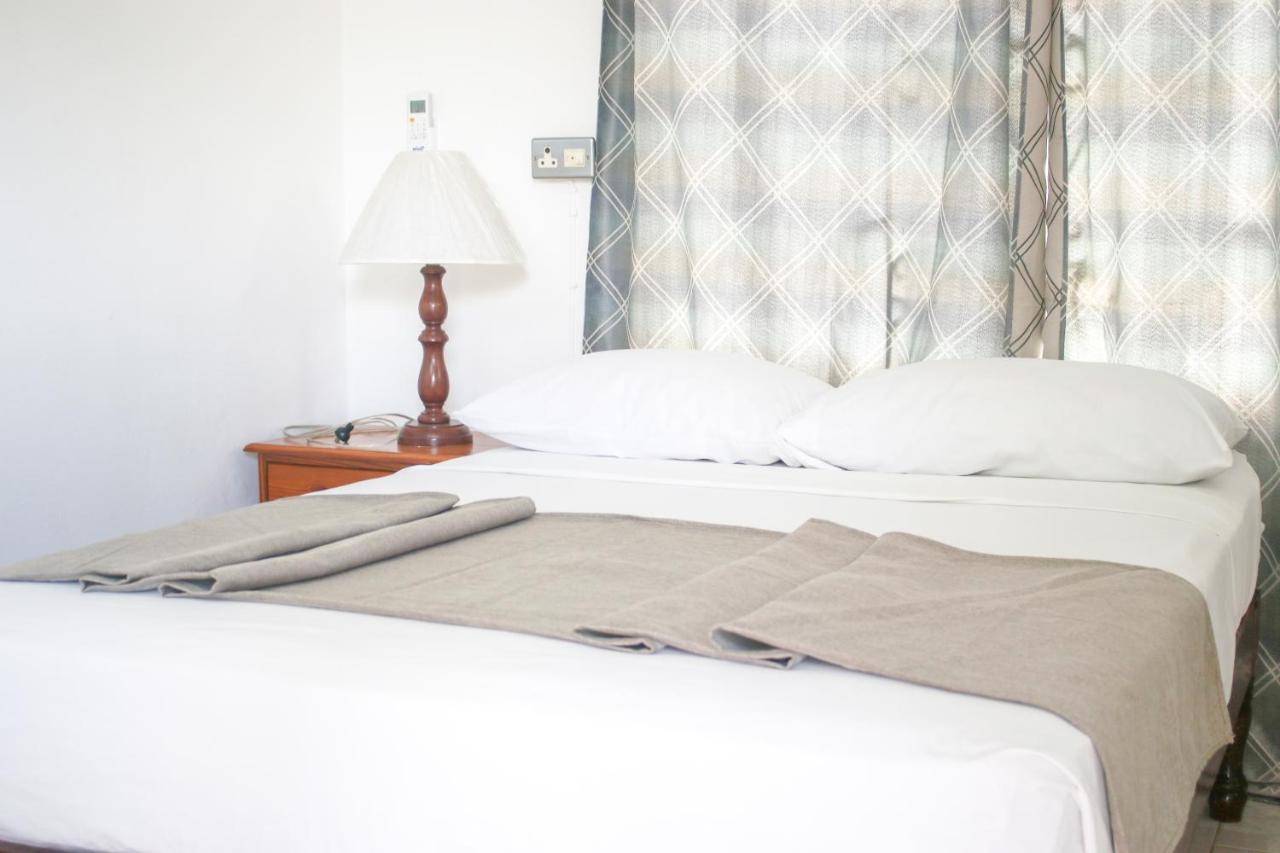 Van Villa Guesthouse Negril Zewnętrze zdjęcie
